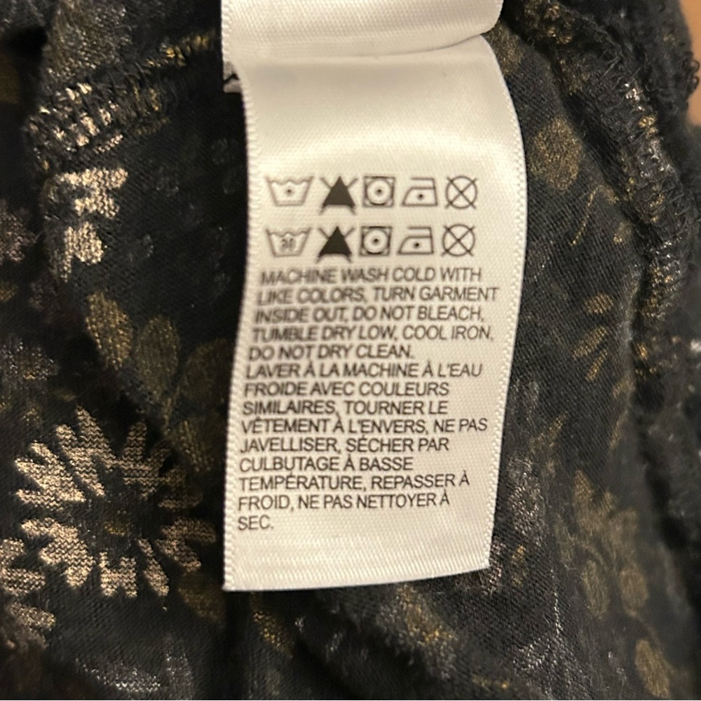 Lucky Brand Floral Split Neck with Crochet Trim Sleeveless Top - Picture 11 of 11